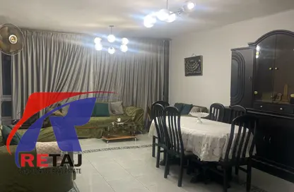 شقة - 3 غرف نوم - 1 حمام للبيع في شارع عباس العقاد - المنطقة الأولى - مدينة نصر - القاهرة