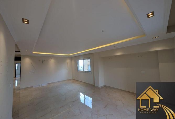 8256135 - Property Image 3