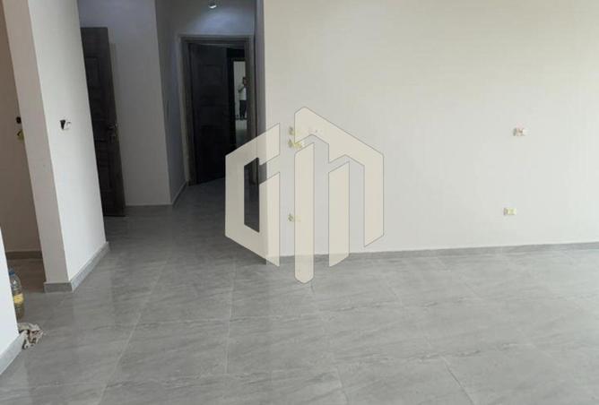 8365909 - Property Image 3