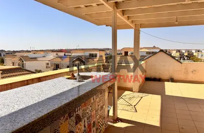 (بنتهاوس  (روف - 3 غرف نوم - 3 حمامات للبيع في ماونتن فيو تشيل اوت بارك - التوسعات الشمالية - مدينة 6 أكتوبر - الجيزة