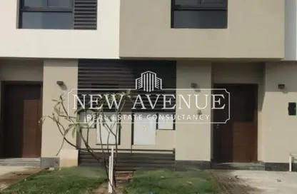 تاون هاوس - 4 غرف نوم - 5 حمامات للبيع في كمبوند البروج - كمبوندات الشروق - مدينة الشروق - القاهرة