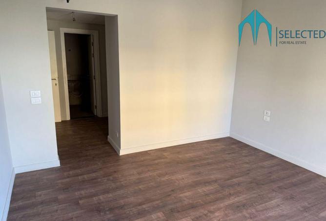 8256379 - صورة العقار 3