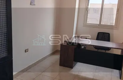 مساحات مكتبية - استوديو - 2 حمامات للايجار في شارع بيرم التونسي - النرجس 1 - النرجس - مدينة القاهرة الجديدة - القاهرة