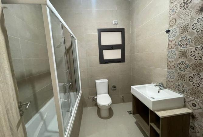 8470977 - Property Image 3