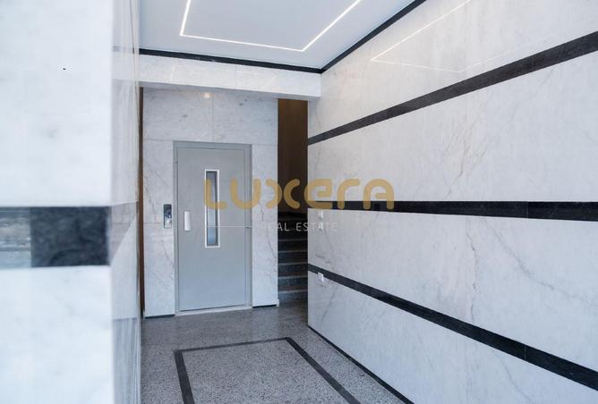 8423700 - Property Image 2