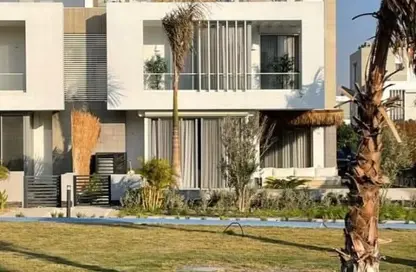 تاون هاوس - 5 غرف نوم - 4 حمامات للبيع في جولز - طريق مصر اسكندرية الصحراوي - مدينة 6 أكتوبر - الجيزة