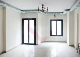 Apartment - 3 Bedrooms - 1 Bathroom for sale in Mahmoud Al Essawy St. - Sidi Beshr - Hay Awal El Montazah - Alexandria