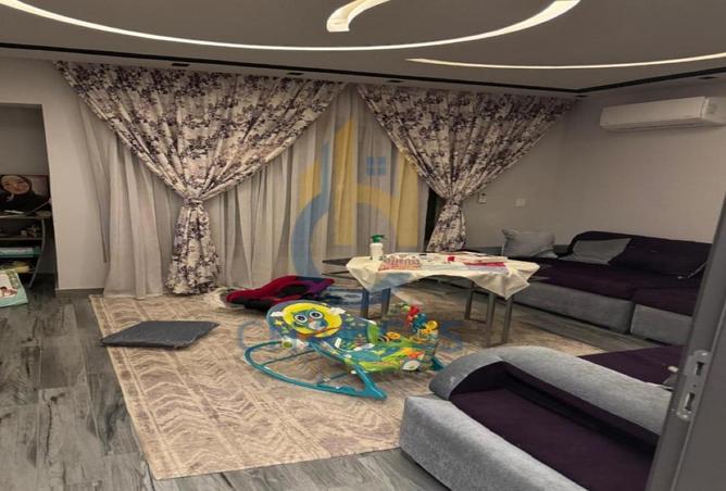 8235496 - Property Image 3