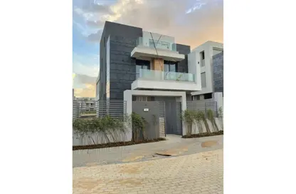 Villa - 4 Bedrooms - 3 Bathrooms for sale in Palm Hills New Cairo - 5th Settlement Compounds - The 5th Settlement - New Cairo City - Cairo
