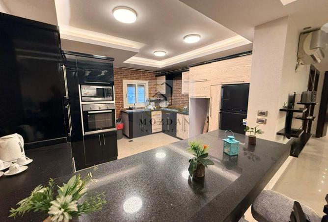 8184320 - Property Image 2