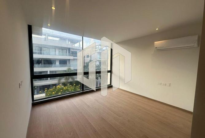 8403309 - Property Image 2