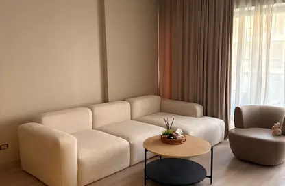 Apartment - 2 Bedrooms - 2 Bathrooms for rent in Lake View Residence - 5th Settlement Compounds - The 5th Settlement - New Cairo City - Cairo