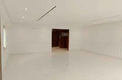 Apartment - 3 Bedrooms - 2 Bathrooms for sale in Shooting Club Street - Dokki - Giza