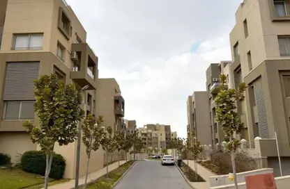 شقة - 3 غرف نوم - 3 حمامات للبيع في فيلدج جيت - المستثمرين الجنوبية - مدينة القاهرة الجديدة - القاهرة