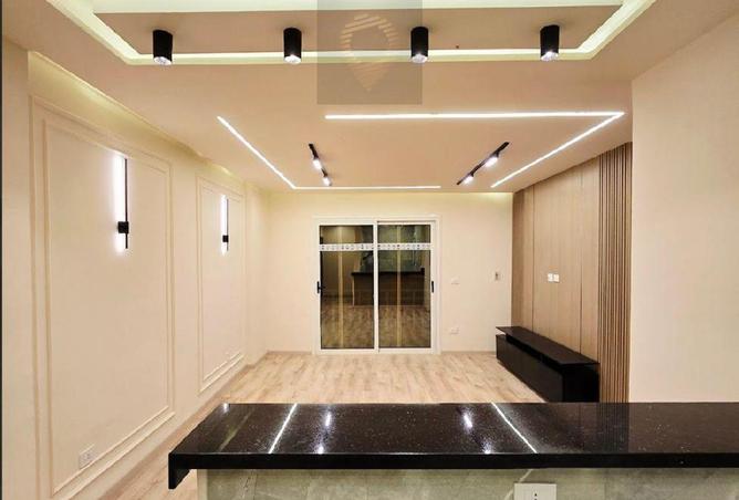 8088266 - Property Image 2