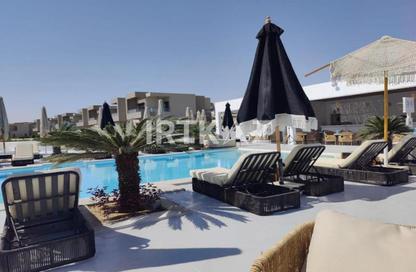 Chalet - 2 Bedrooms - 2 Bathrooms for sale in Azha North - Ras Al Hekma - North Coast