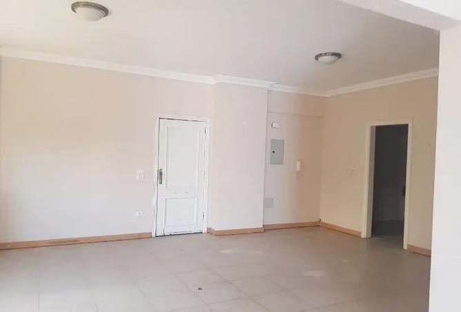 8322894 - Property Image 2