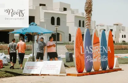 Chalet - 3 Bedrooms - 3 Bathrooms for sale in Lasirena Palm Beach - Al Ain Al Sokhna - Suez