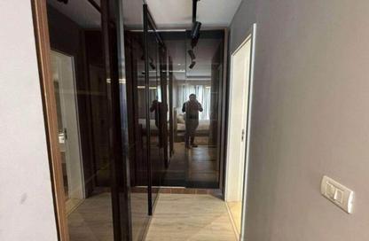 Apartment - 3 Bedrooms - 2 Bathrooms for sale in Village West - Sheikh Zayed Compounds - Sheikh Zayed City - Giza