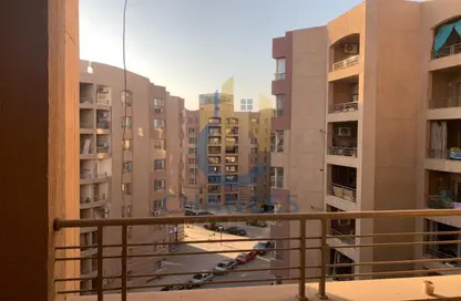 Apartment - 3 Bedrooms - 2 Bathrooms for sale in Autostrad  Al Nasr Road - Hay Torah - Cairo