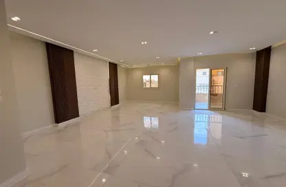 Apartment - 3 Bedrooms - 2 Bathrooms for sale in 8th District - 6 October City - Giza