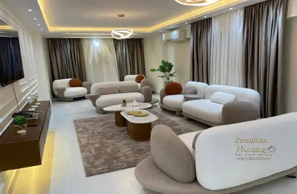 Apartment - 3 Bedrooms - 3 Bathrooms for rent in Al Batal Ahmed Abd El Aziz St. - Mohandessin - Giza