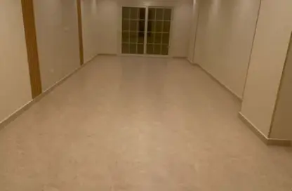 شقة - 3 غرف نوم - 2 حمامات للبيع في الشطر العاشر - زهراء المعادي - حي المعادي - القاهرة