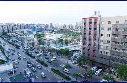 Apartment - 3 Bedrooms - 3 Bathrooms for sale in Smouha Square - Smouha - Hay Sharq - Alexandria