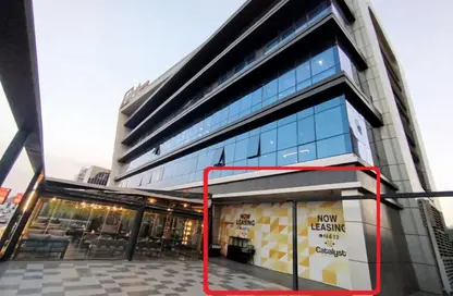Shop - Studio - 2 Bathrooms for sale in North Plus Mall - North Teseen St. - The 5th Settlement - New Cairo City - Cairo