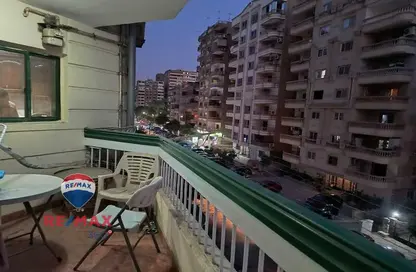 Apartment - 3 Bedrooms - 2 Bathrooms for sale in Lozaka St. - 6th Zone - Nasr City - Cairo