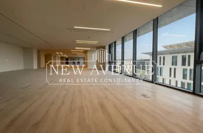 مساحات مكتبية - استوديو - 1 حمام للبيع في يو فينوس - التجمع الاول - مدينة القاهرة الجديدة - القاهرة