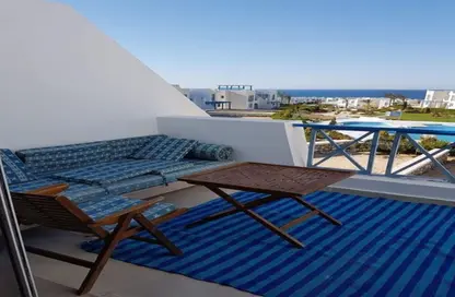 Chalet - 2 Bedrooms - 2 Bathrooms for sale in Naia bay - Ras Al Hekma - North Coast