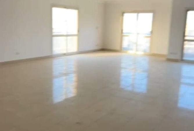 8380038 - Property Image 2