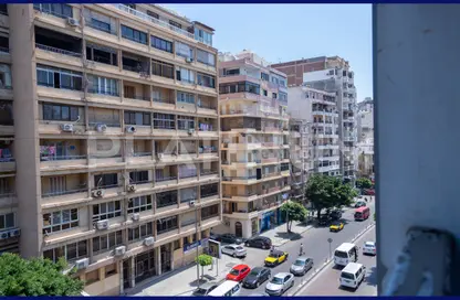 شقة - 3 غرف نوم - 2 حمامات للبيع في نفق مصطفى كامل - مصطفي كامل - حي شرق - الاسكندرية