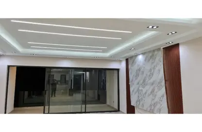 Apartment - 2 Bedrooms - 2 Bathrooms for rent in Lake View Residence - 5th Settlement Compounds - The 5th Settlement - New Cairo City - Cairo
