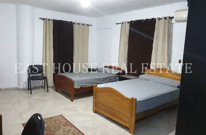 شقة - 1 حمام للايجار في حى اسكان الجامعه الامريكية - كمبوندات التجمع الخامس - التجمع الخامس - مدينة القاهرة الجديدة - القاهرة