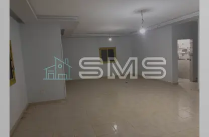 Apartment - 3 Bedrooms - 2 Bathrooms for rent in Mohamed Naguib Axis - Abou El Houl - New Cairo City - Cairo