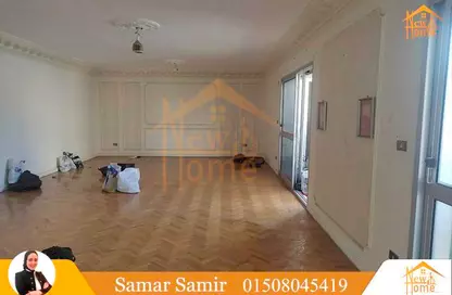 Apartment - 3 Bedrooms - 2 Bathrooms for sale in Smouha Square - Smouha - Hay Sharq - Alexandria