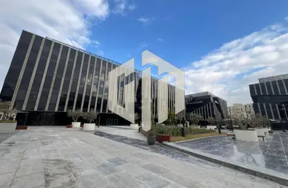 Office Space - Studio - 2 Bathrooms for sale in Eastown - 5th Settlement Compounds - The 5th Settlement - New Cairo City - Cairo