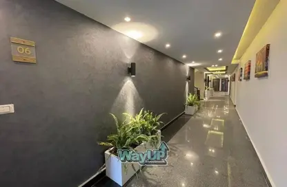 Apartment - 3 Bedrooms - 3 Bathrooms for sale in Sun Capital - Fayoum Desert road - 6 October City - Giza