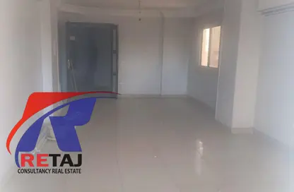 Apartment - 3 Bedrooms - 2 Bathrooms for rent in Zaker Hussein St. - Al Hadiqah Al Dawliyah - 7th District - Nasr City - Cairo Apartment - 3 Bedrooms - 2 Bathrooms for rent in Zaker Hussein St. - Al Hadiqah Al Dawliyah - 7th District - Nasr City - Cairo