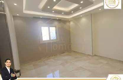 شقة - 3 غرف نوم - 2 حمامات للايجار في كفر عبده - رشدي - حي شرق - الاسكندرية