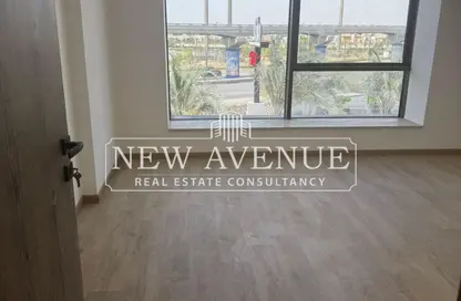 مساحات مكتبية - استوديو - 2 حمامات للبيع في لايك فيو ريزيدنس - كمبوندات التجمع الخامس - التجمع الخامس - مدينة القاهرة الجديدة - القاهرة