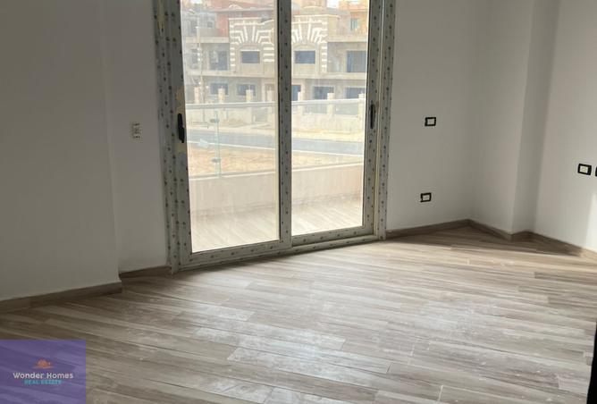 7476130 - Property Image 2