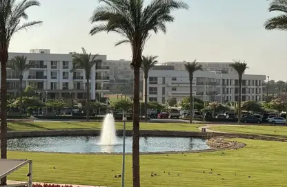 Apartment - 3 Bedrooms - 3 Bathrooms for sale in Fountain Side - Uptown Cairo - Mokattam - Cairo