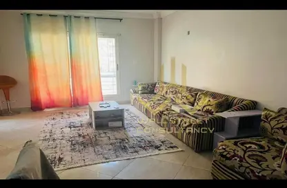 Apartment - 3 Bedrooms - 1 Bathroom for rent in El Koronfel - The 5th Settlement - New Cairo City - Cairo