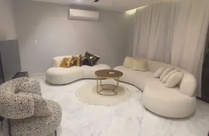 Apartment - 3 Bedrooms - 3 Bathrooms for sale in The Courtyards - Sheikh Zayed Compounds - Sheikh Zayed City - Giza