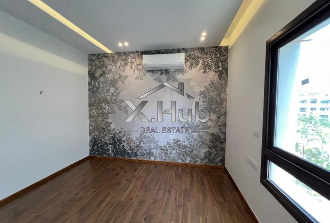 8206159 - Property Image 2