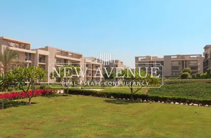 Apartment - 3 Bedrooms - 3 Bathrooms for sale in Moon Residences - Fifth Square - The 5th Settlement - New Cairo City - Cairo