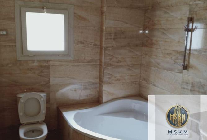 8413857 - Property Image 2